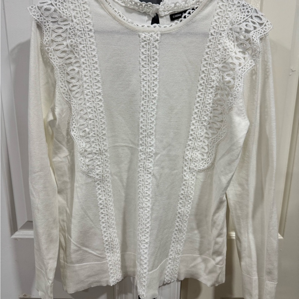 Cable & Gauge White Lace Detail Sweater